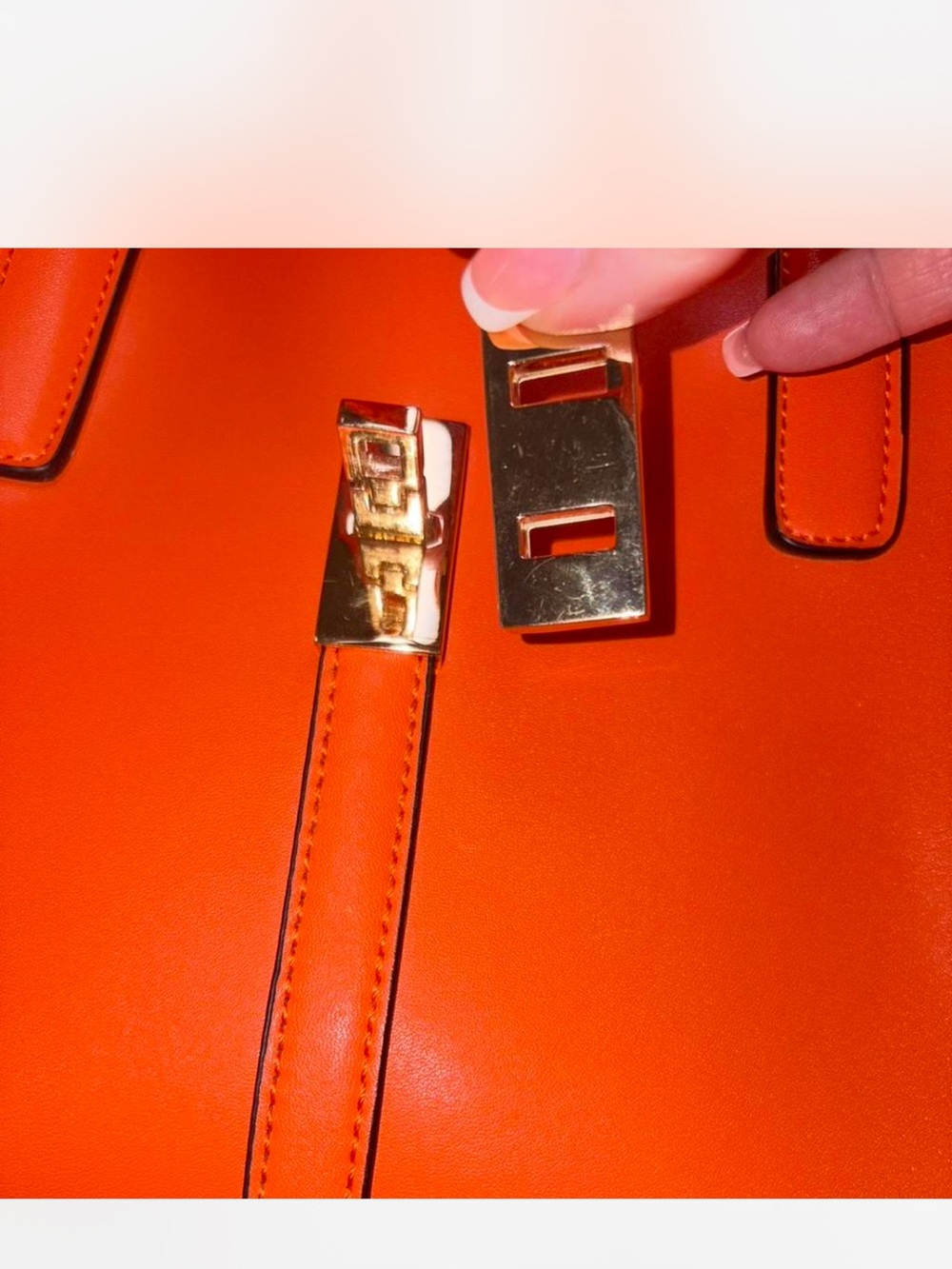 Vibrant Large NWOT Tangerine Orange Structured Tote with gold hardware - Picture 2 of 8